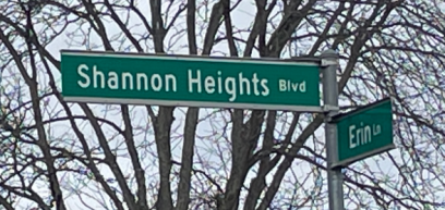 Street signs at the intersection of Shannon Heights Blvd and Erin Ln in Columbus, Ohio